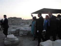 Bakan mer elik Efes Kongre Merkezinde